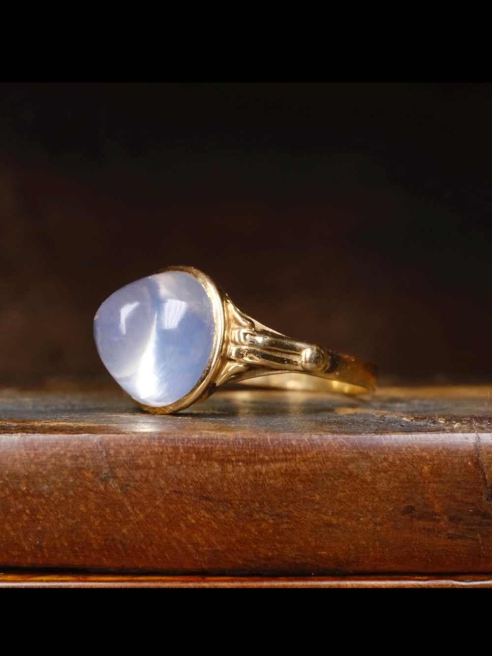 18K Gold Rock Crystal Sugarloaf Cabochon Solitaire Ring 1941 Swedish 9.25